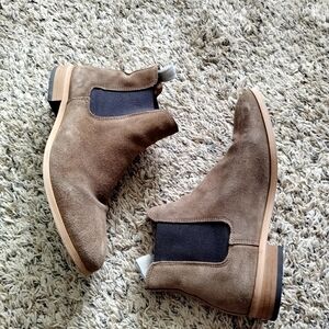 Shoe the bear Dev Chelsea Boot tan suede sz 41/8